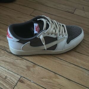 Travis Scott Reverse Mocha